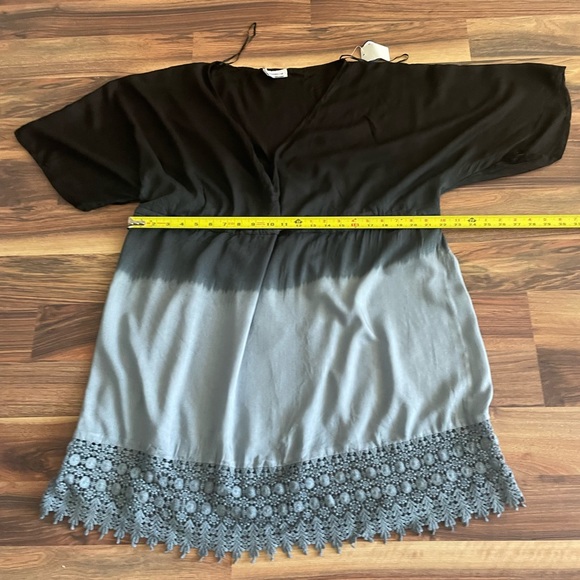 BNWT swimsuit for all coverup - Picture 5 of 7